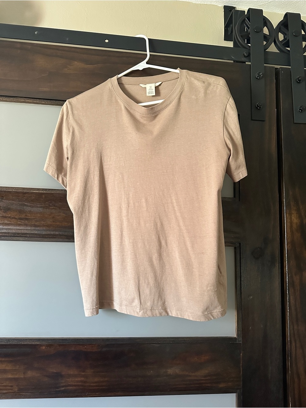 H&M Short Sleeve Crewneck Tee in Light Beige